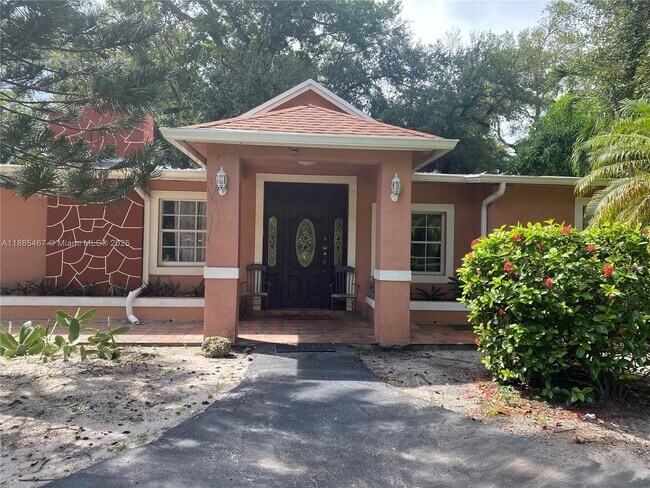 Building Photo - 1760 NE 144th St