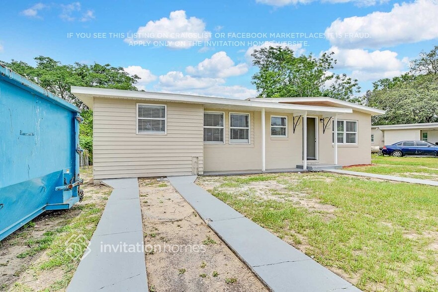 Building Photo - 5603 Cortez Dr