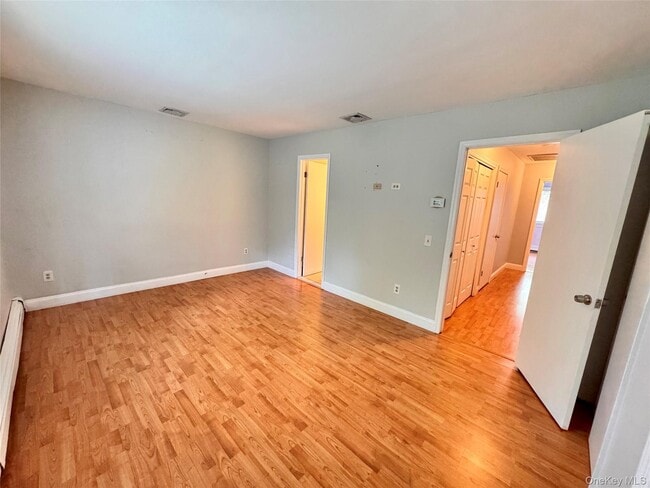 Building Photo - 82 Pheasant Run