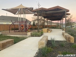 Building Photo - 1427 Neria Lp