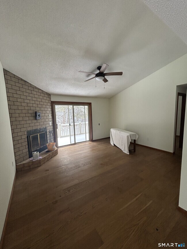 Building Photo - 33 Baxter Rd