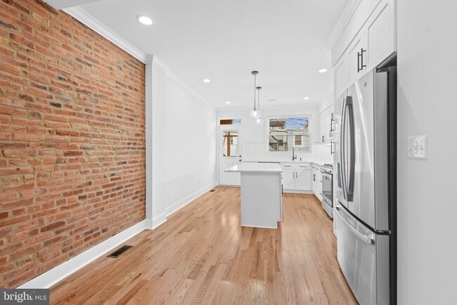 Building Photo - 1434 Marshall St