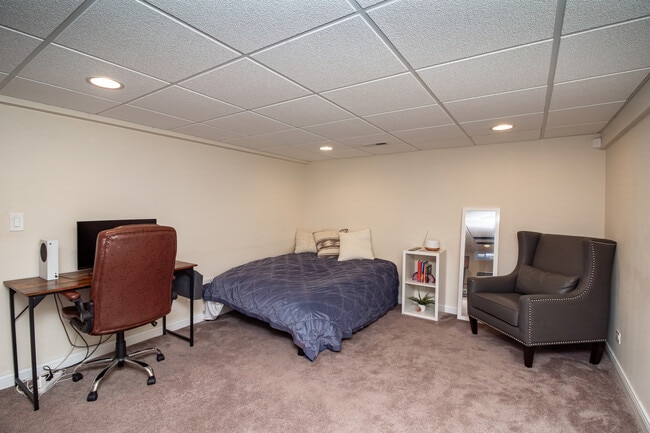 Building Photo - 597 Nash Rd