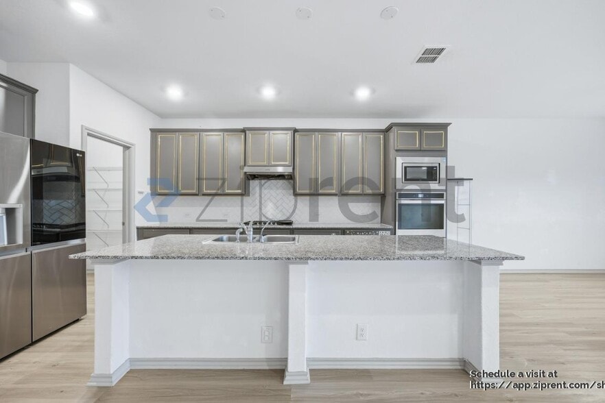 Building Photo - 9106 Spigel Wy