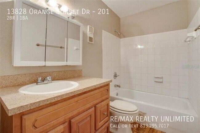 Building Photo - 13828 Orange Sunset Dr
