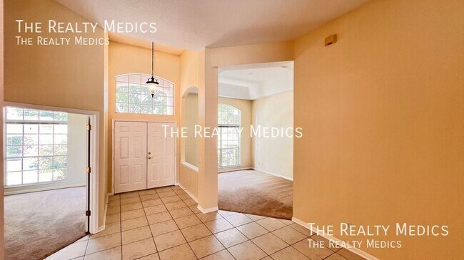 Building Photo - 7823 Fernleaf Dr