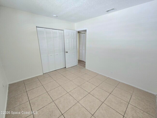 Building Photo - 1728 Guava Ave