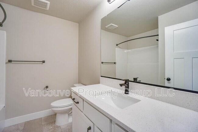 Building Photo - 2351 E Otter Lp