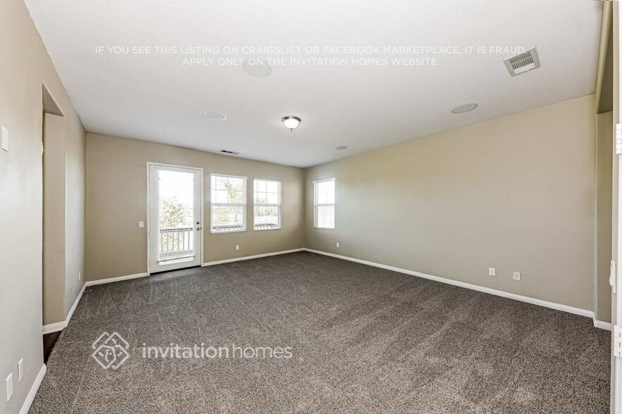 Building Photo - 30262 Trois Valley St