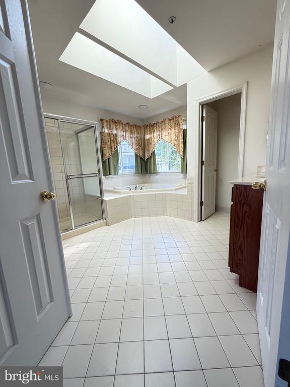 Building Photo - 1403 Northern Lights Dr