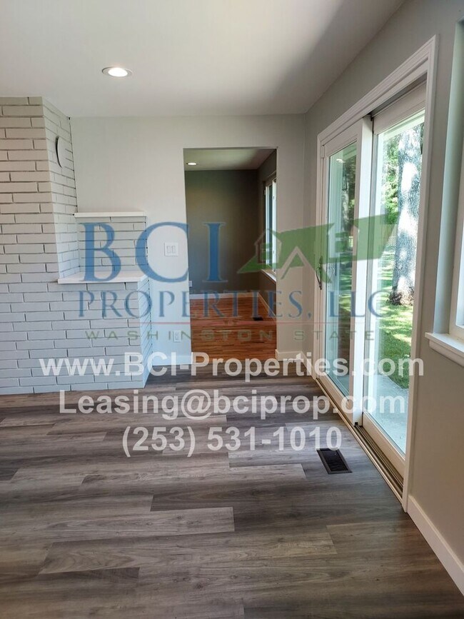 Building Photo - 8811 Forest Ave SW