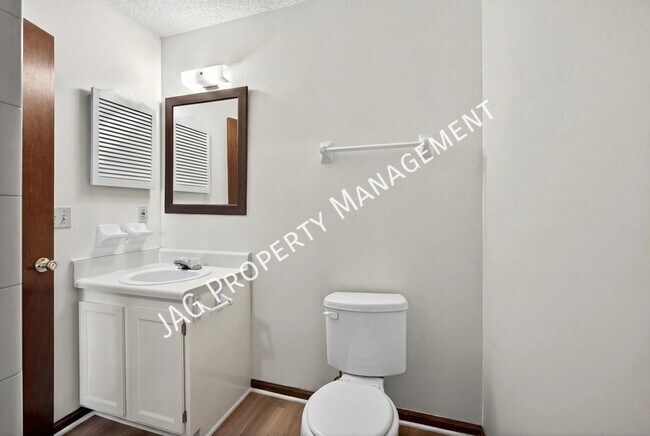 Building Photo - 1338 Gettysburg Dr