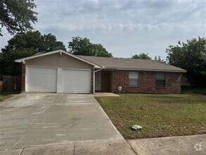 Building Photo - 6233 Sunnybrook Dr