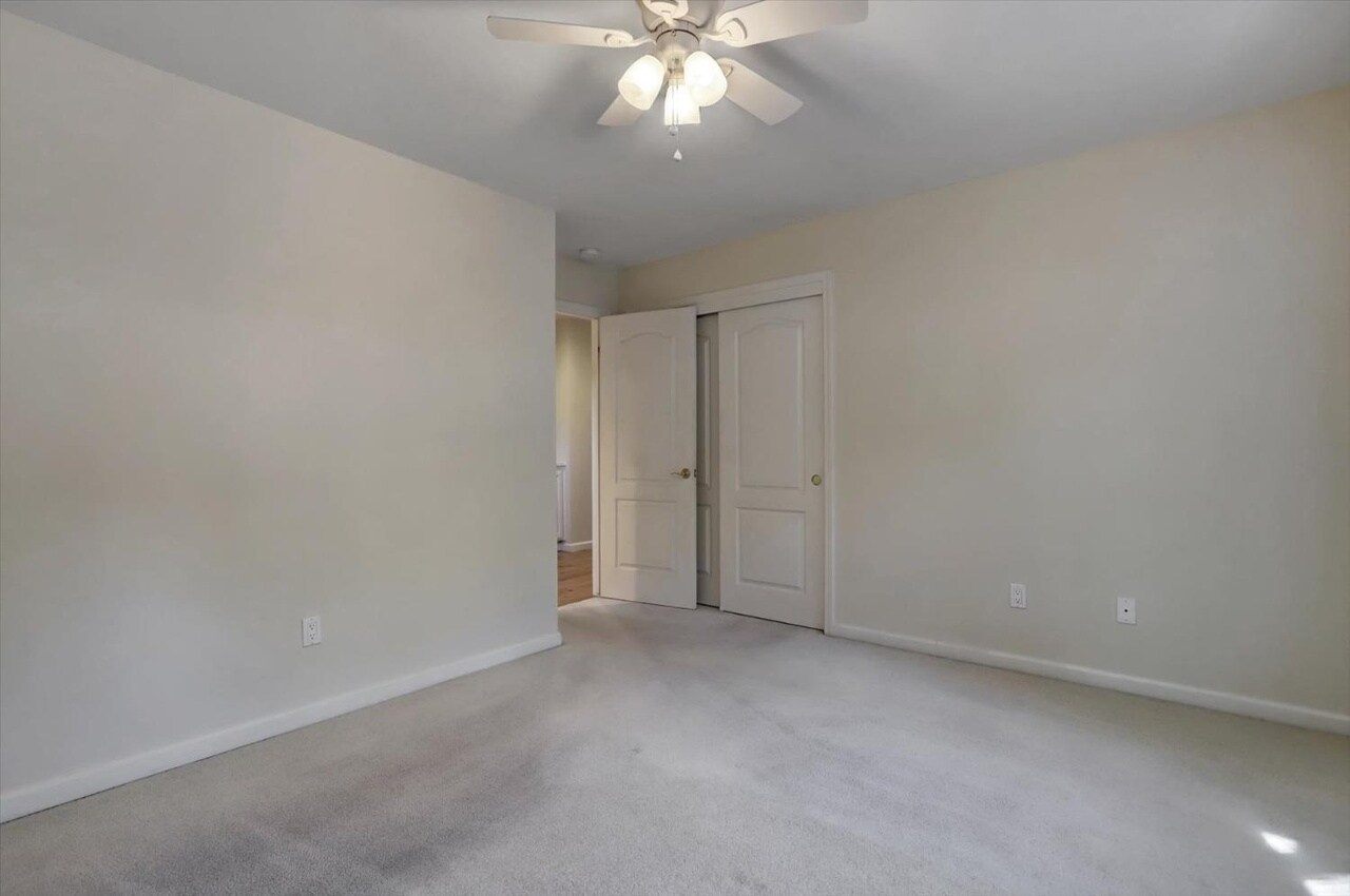 Bedroom 2 - 18527 Jayhawk Dr