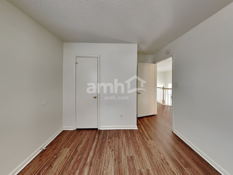 Building Photo - 9032 Little Hampton Pl