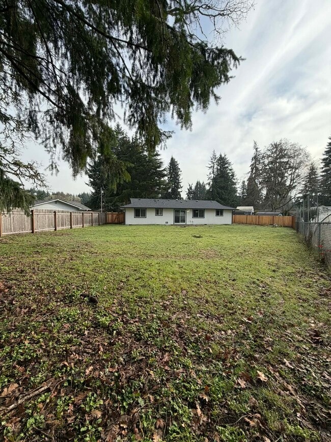 Building Photo - 5517 DayCrest Ct SE