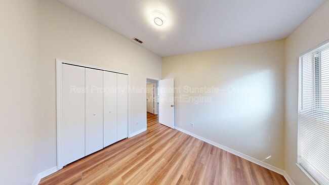 Building Photo - 9719 Red Clover Ave