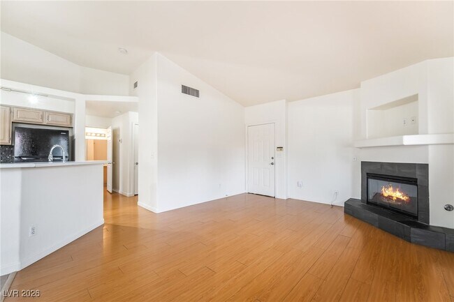 Building Photo - 368 Manti Pl