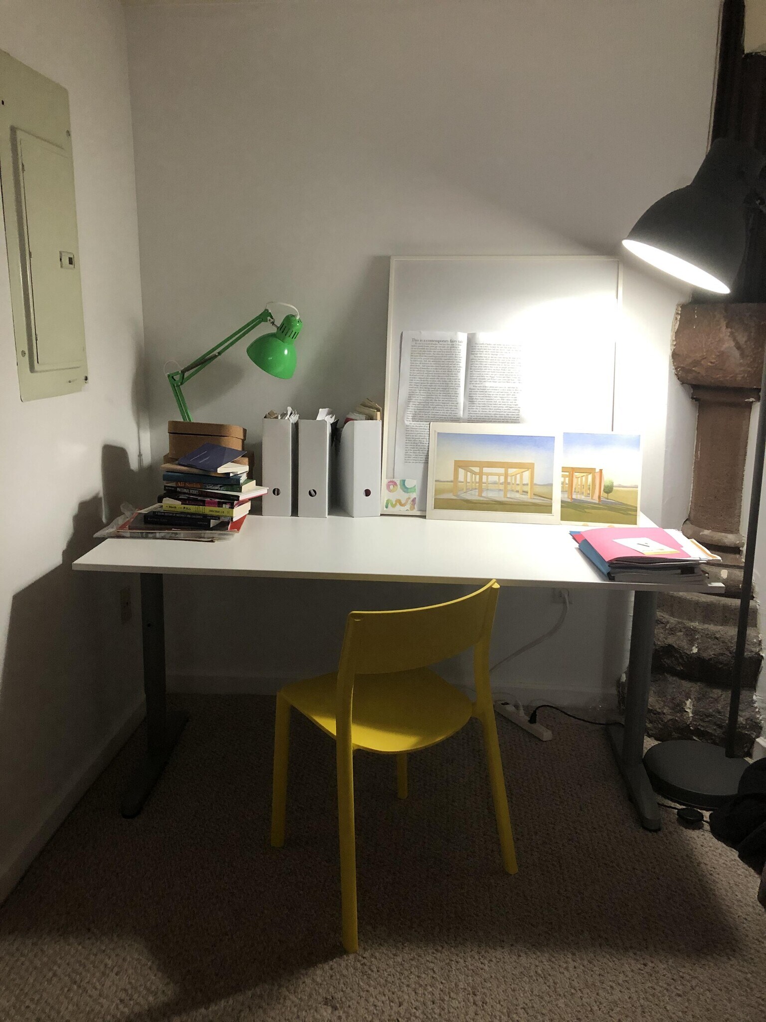 Building Photo - 19 Bow St