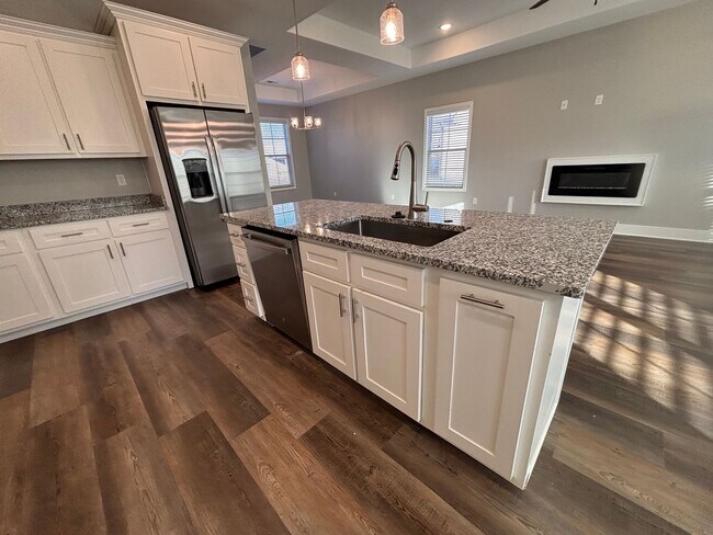 Building Photo - 1778 Messana St