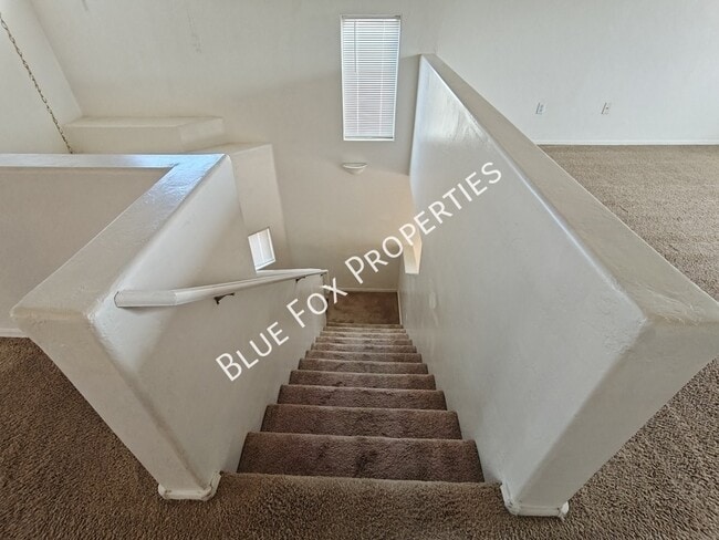 Building Photo - 8262 W Zlacket Dr