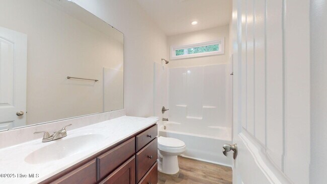 Building Photo - 1303 Dan Owen Dr
