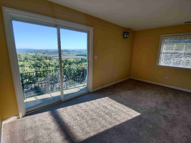 Building Photo - 10379 Dewell Rd Ext