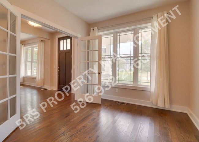 Building Photo - JUST REDUCED!!  Stunning 4 bedroom 2.5 bat...