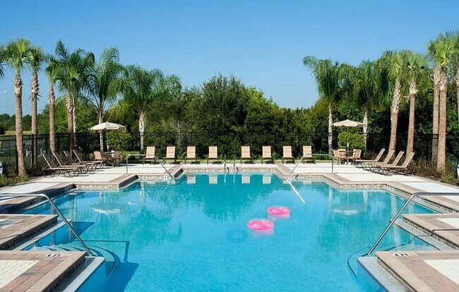 Building Photo - 925 Terra Vista St