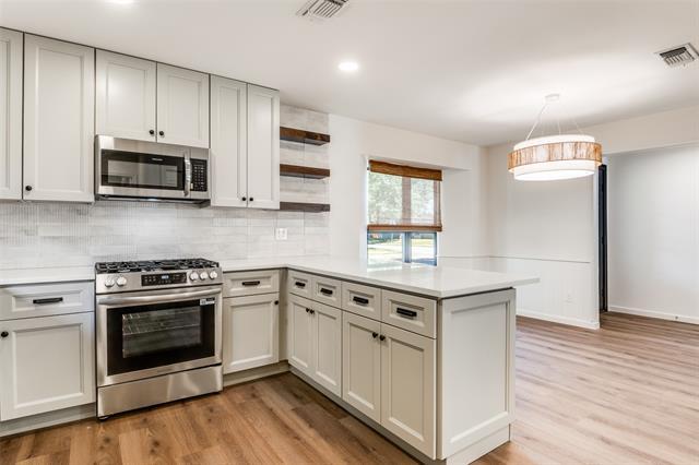 Building Photo - 302 Faircrest Dr