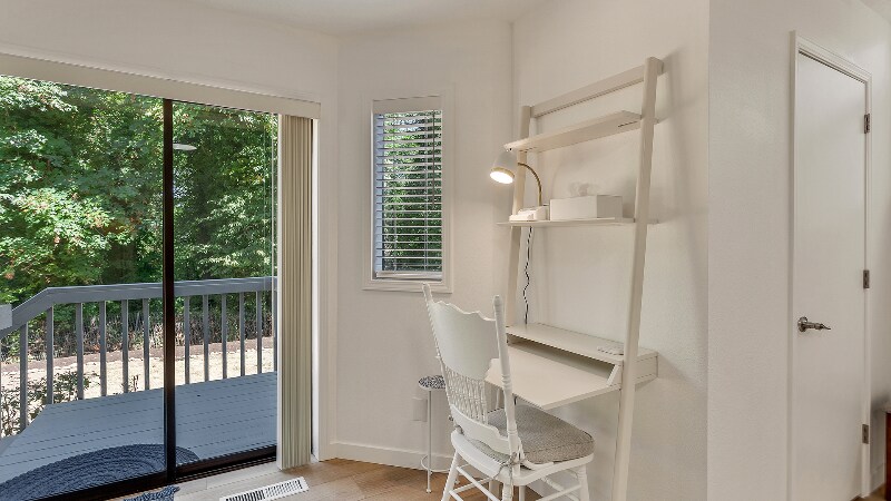 Building Photo - 8411 SE Clatsop Ct