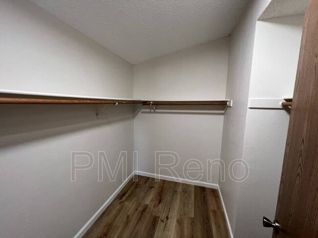 Building Photo - 1456 Canyon Creek Rd