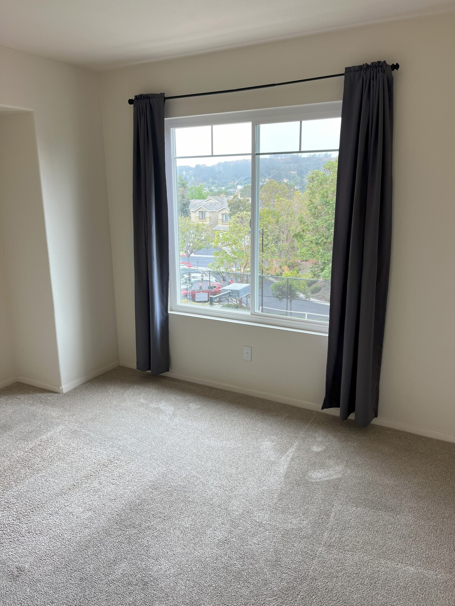 Building Photo - 3636 Ruette de Ville