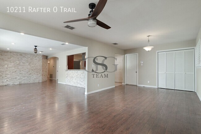Building Photo - 10211 Rafter O Trail