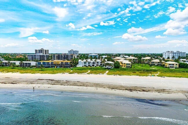 Building Photo - 2115 S Ocean Blvd