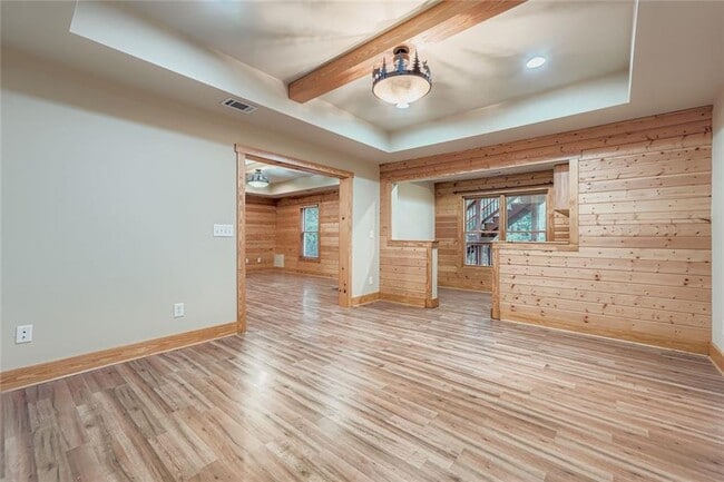 Building Photo - 5155 Courton St