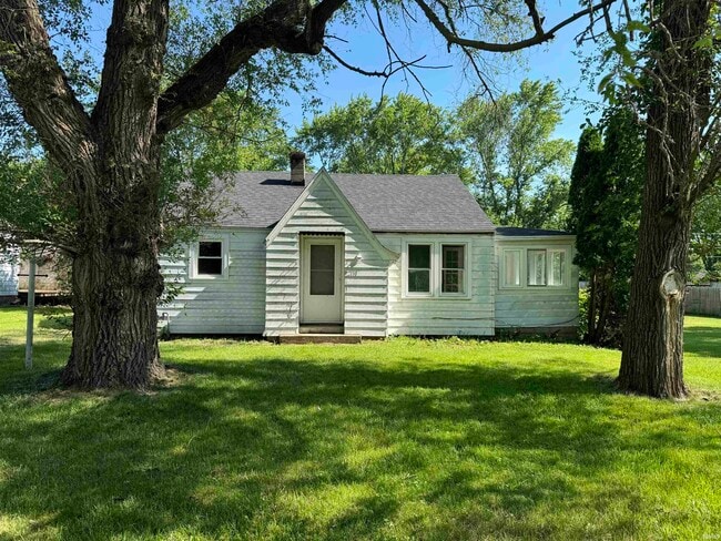 Building Photo - 2110 E Yale Ave