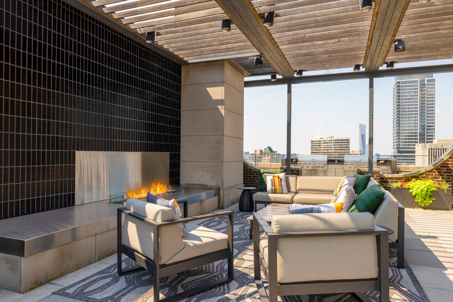 Sky Deck Seating with Fireplace - ICON