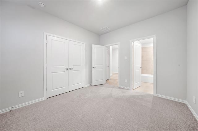 Building Photo - 521 Midnight Oak Dr