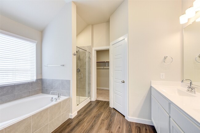 Building Photo - 7639 Tramontana Ln