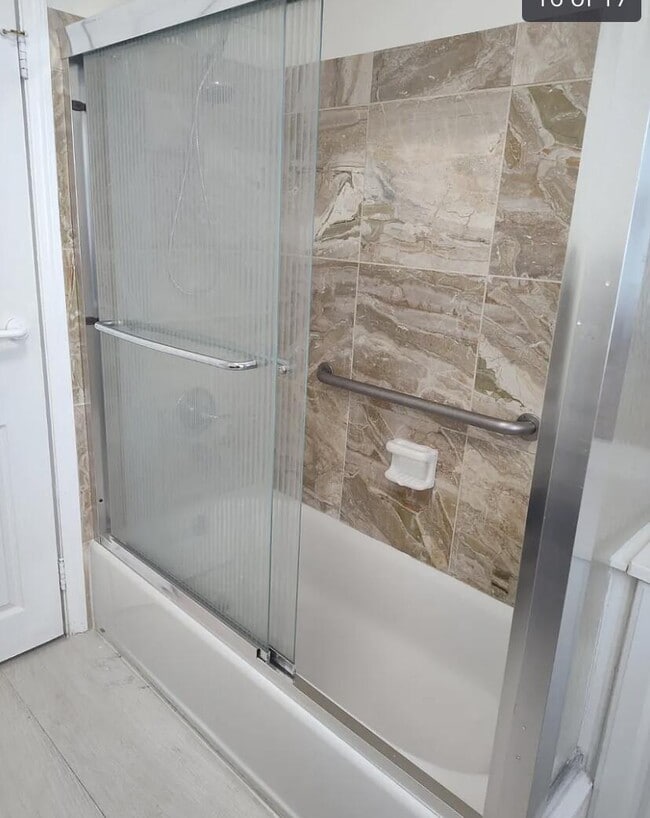 Building Photo - 3642 Gulfstream Rd