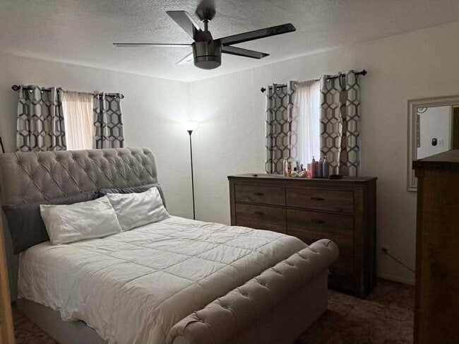 Building Photo - 1408 S Adams Ave