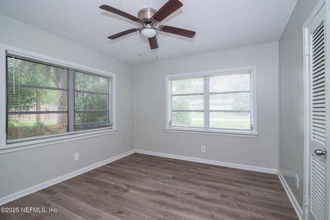 Building Photo - 1311 Pullen Rd
