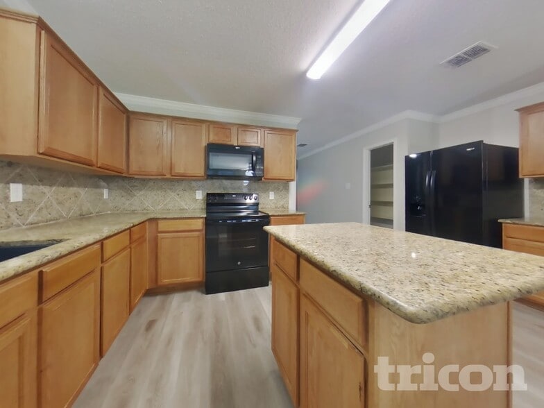 Building Photo - 3608 Clydesdale Dr