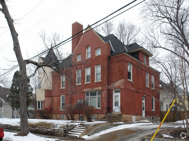 Building Photo - 2111-2121 Colfax Ave S