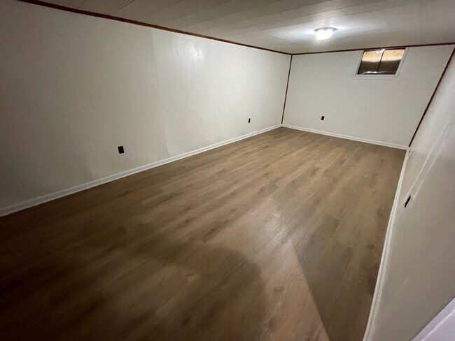 Building Photo - Cute Rental House in Shelbyville