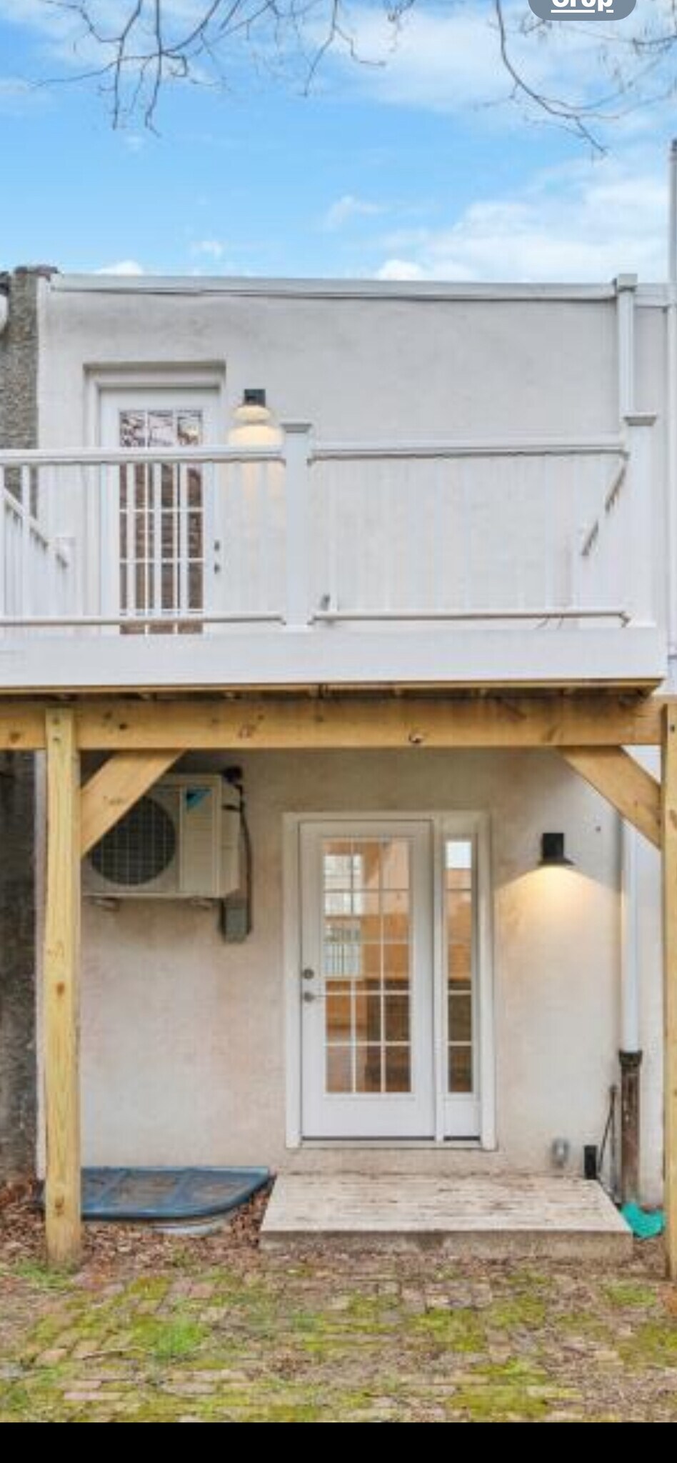 Rear view. - 344 N Sloan St