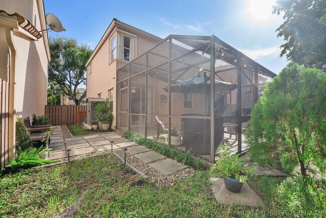 Building Photo - 10961 NW 12th Dr