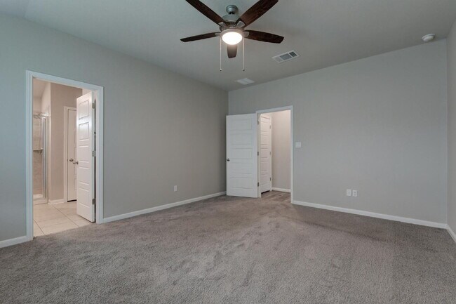 Building Photo - 3008 Sonoma Blvd