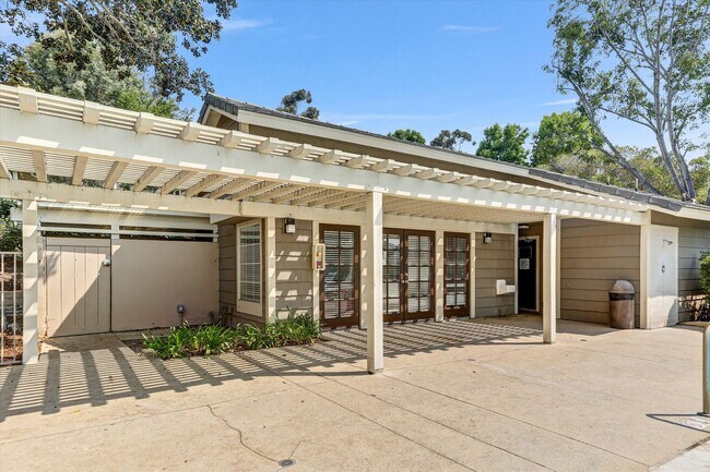 Building Photo - $500 Move In Special! 3 BD, 2.5 BA Townhome At The Groves In Carmel Valley-Del Mar